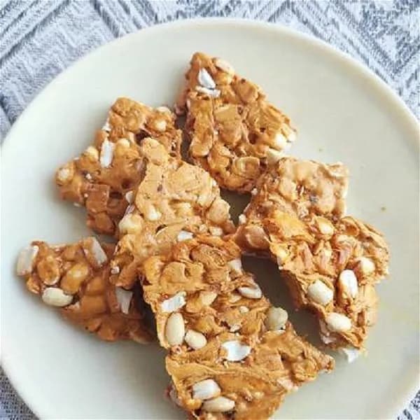 Aman's Peanut Gajak 400g - Snacks