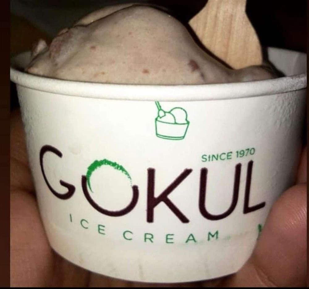 Gokul Chikoo Icecream 946ml - Snacks