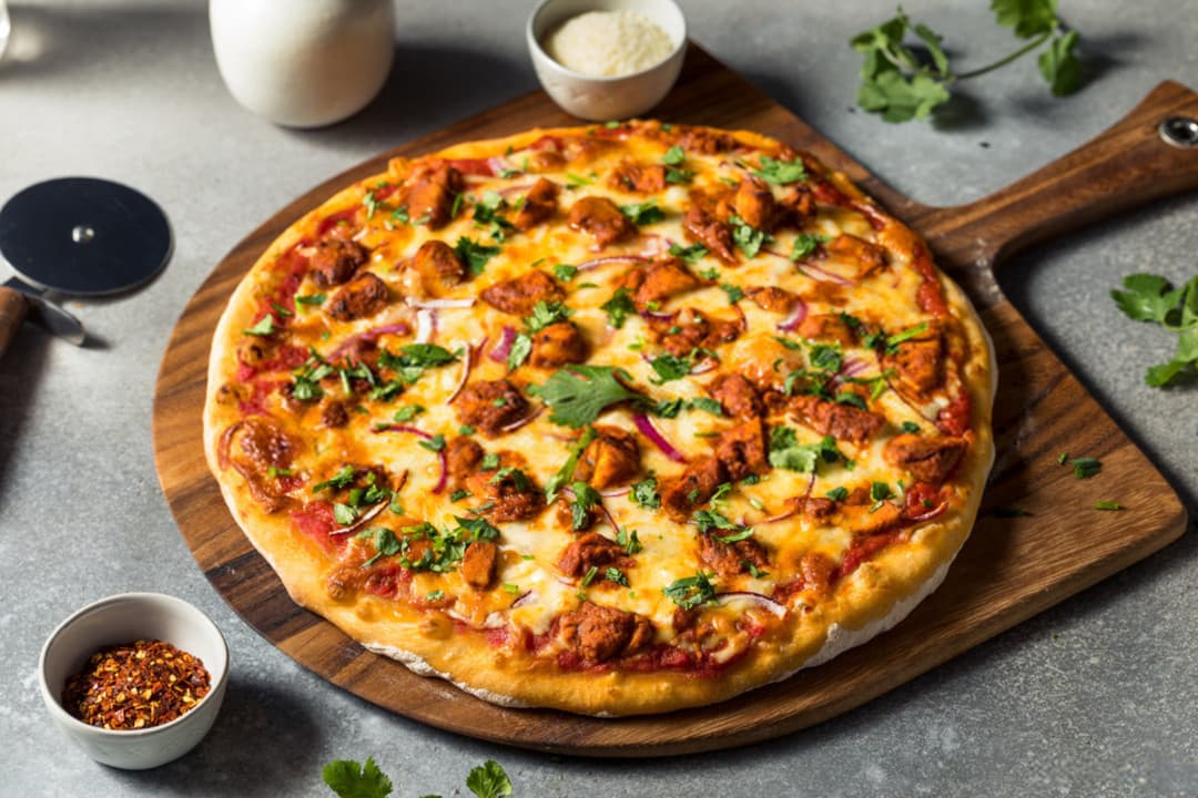 Butter Chicken Pizza – Extra Large - Pizza